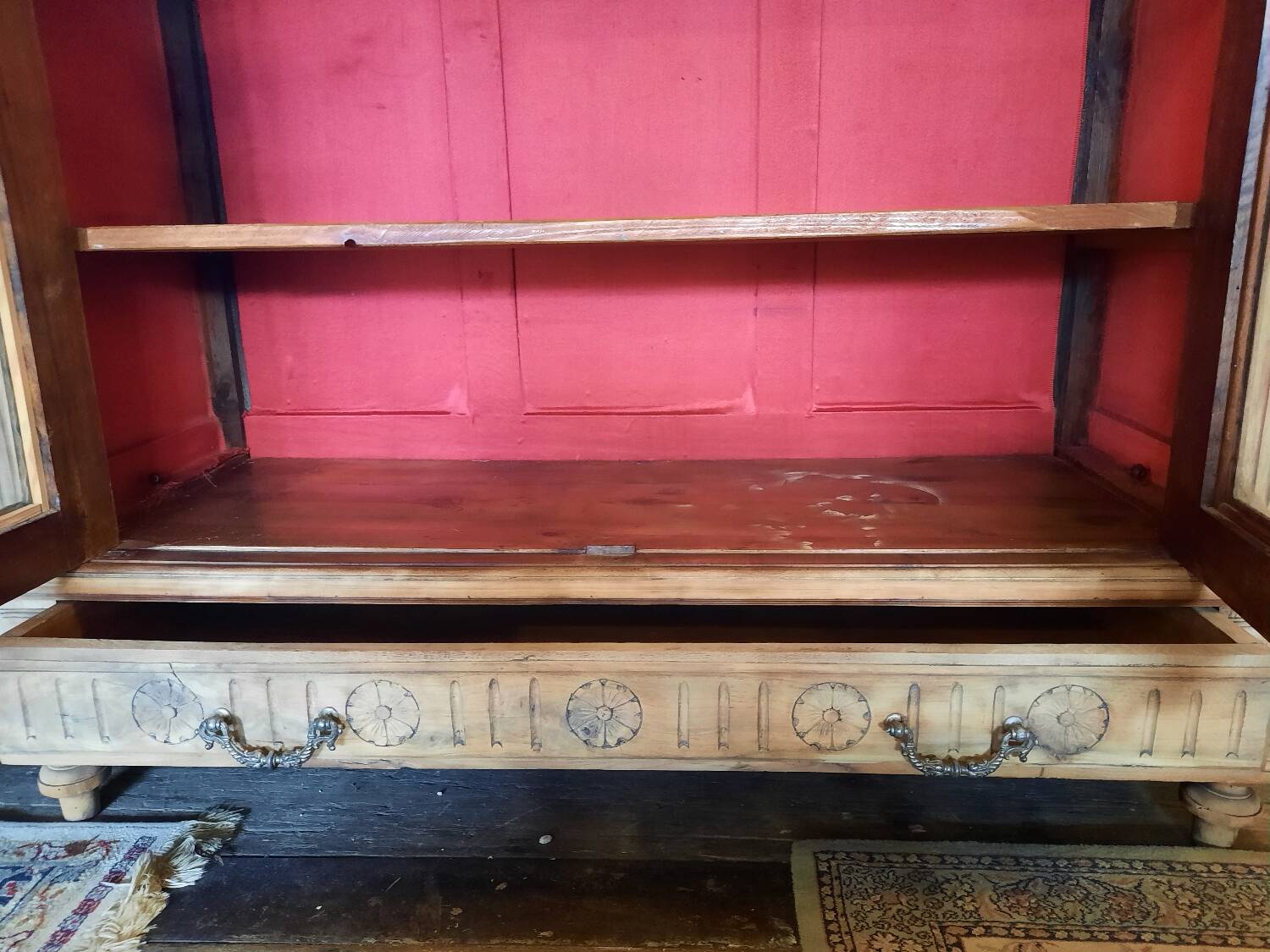 Display cabinet