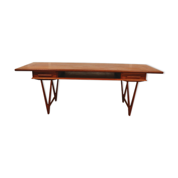 Table basse modèle 32 en teck à pieds en V par Ewbach pour møbelfabrikken toften, Danemark, 1960