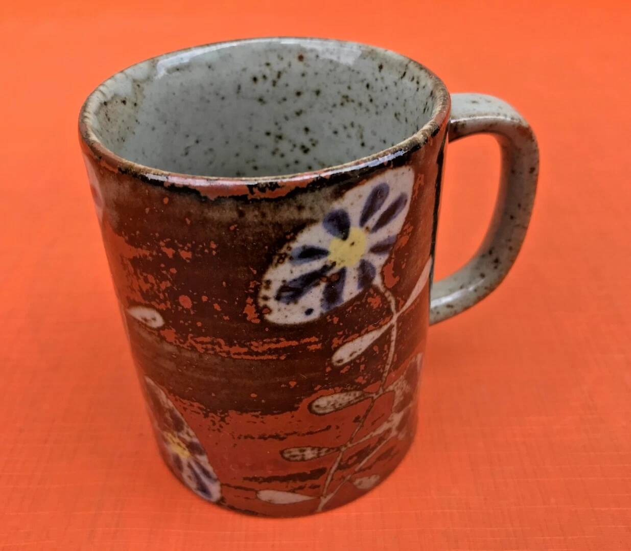 2 Cups / Mugs Glazed ceramic Floral decoration