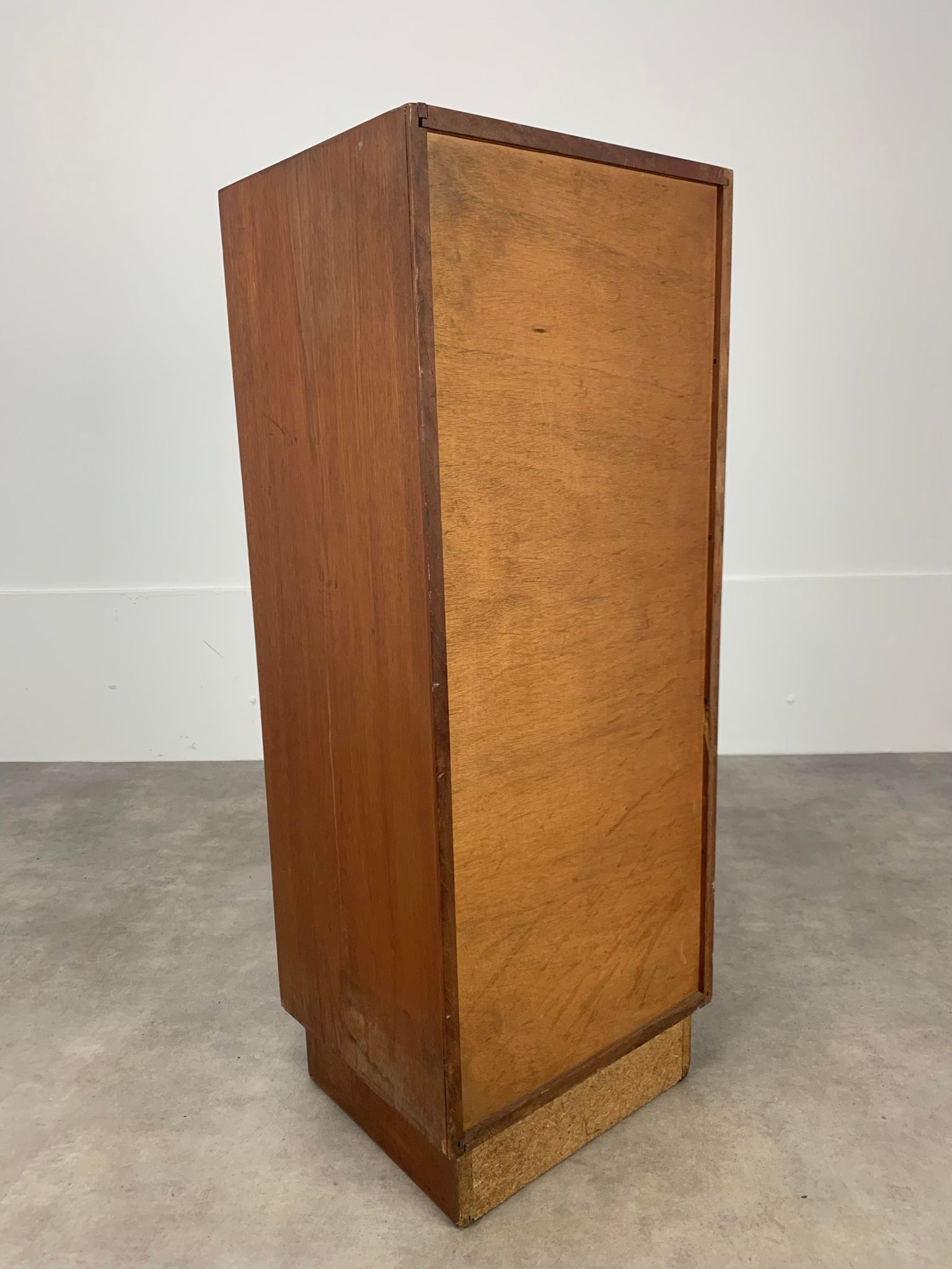 Burwood clamshell loom furniture, wood, 60s