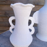 Paire de vases blancs