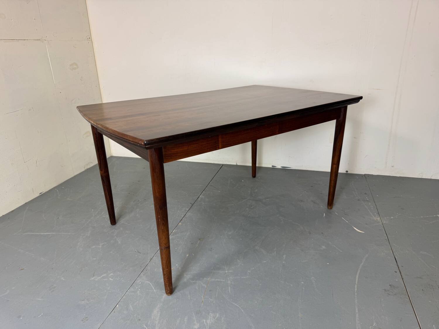 Table à manger extensible en palissandre moderniste du milieu du siècle, Danemark, années 1950