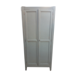 Paris wardrobe patina green guarigue