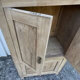 Solid oak storage unit – Contemporary country style