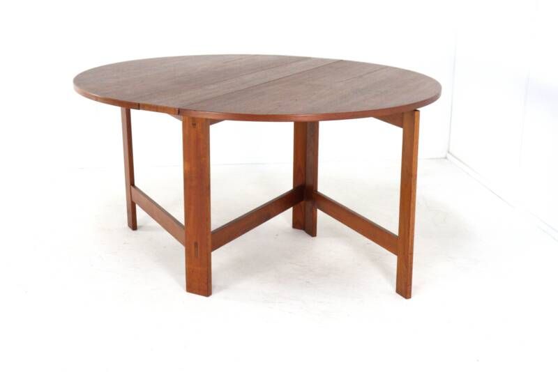 Table de salle à manger pliante en teck danois « Skovlund » - style moderne du milieu du siècle