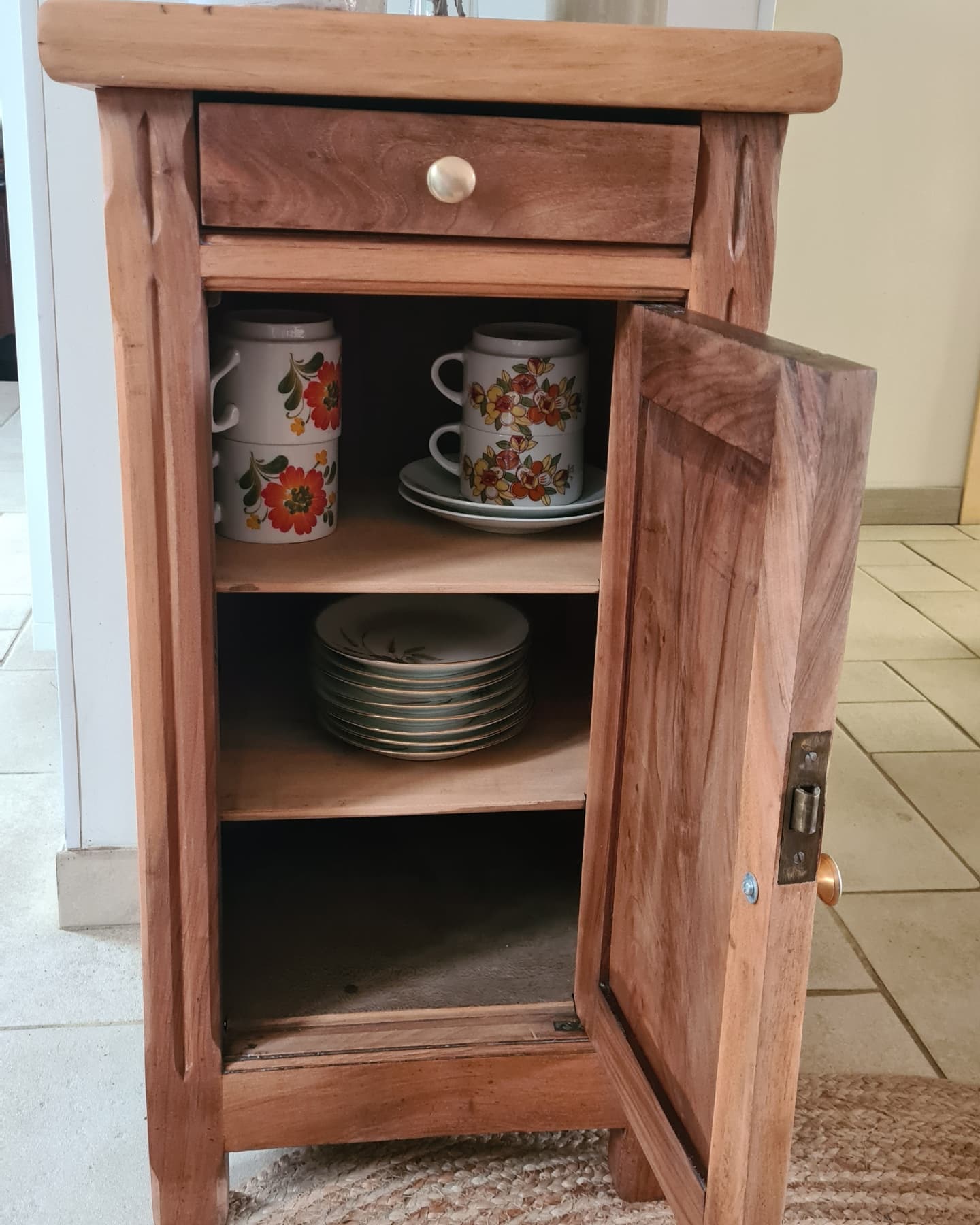 Solid wood jam maker