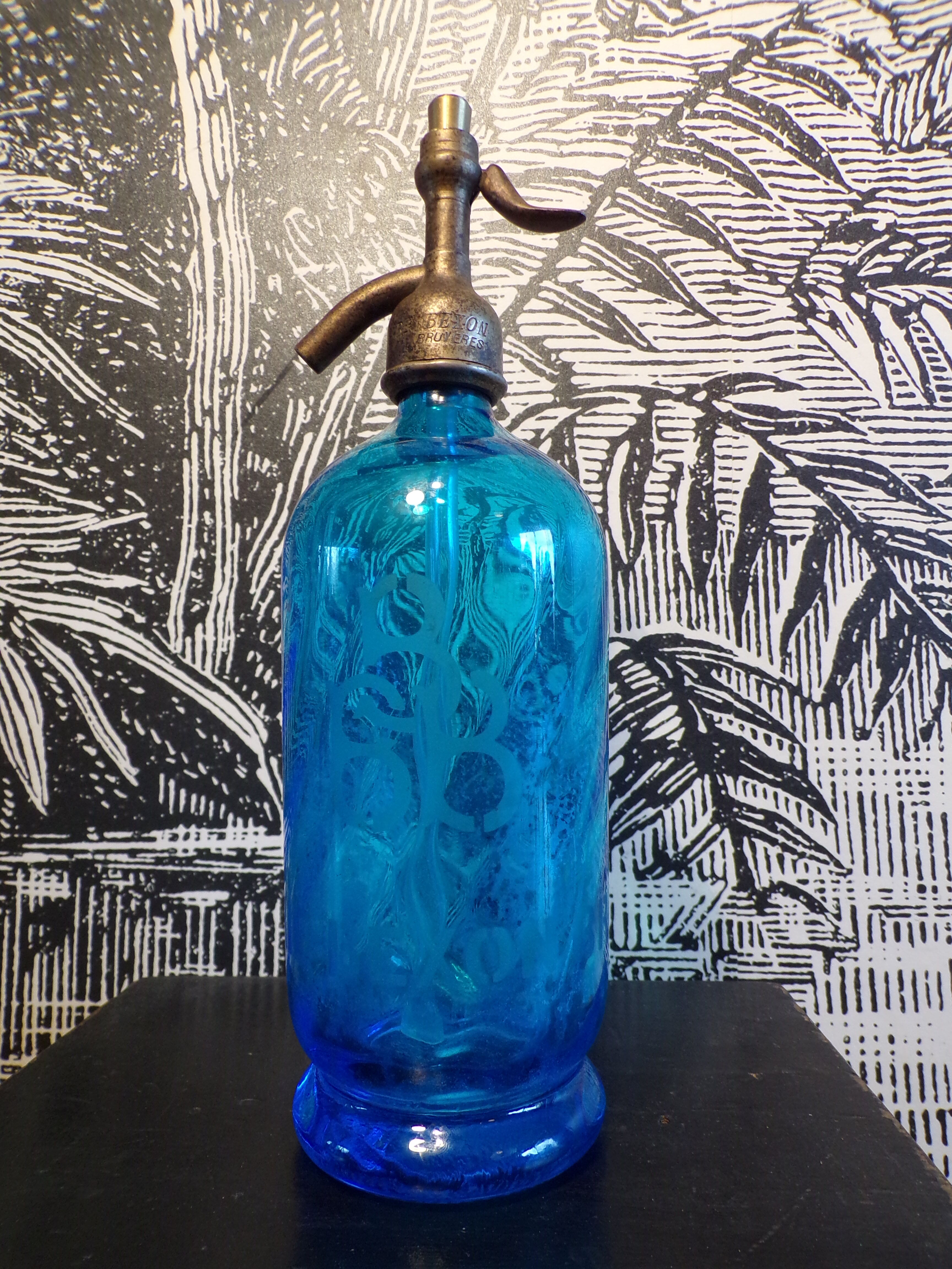 Seltz water blue siphon