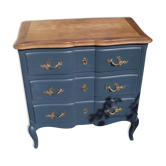 Commode de style Louis XV en merisier massif.