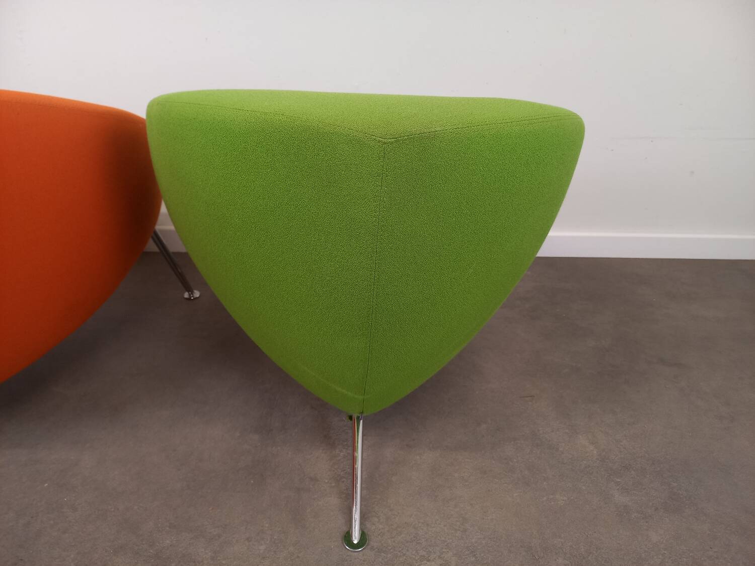 Pair of Hanna armchairs, Artifort brand