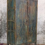 Indian furniture Blue patinated carved wardrobe with 2 doors and 1 shelf, unique piece