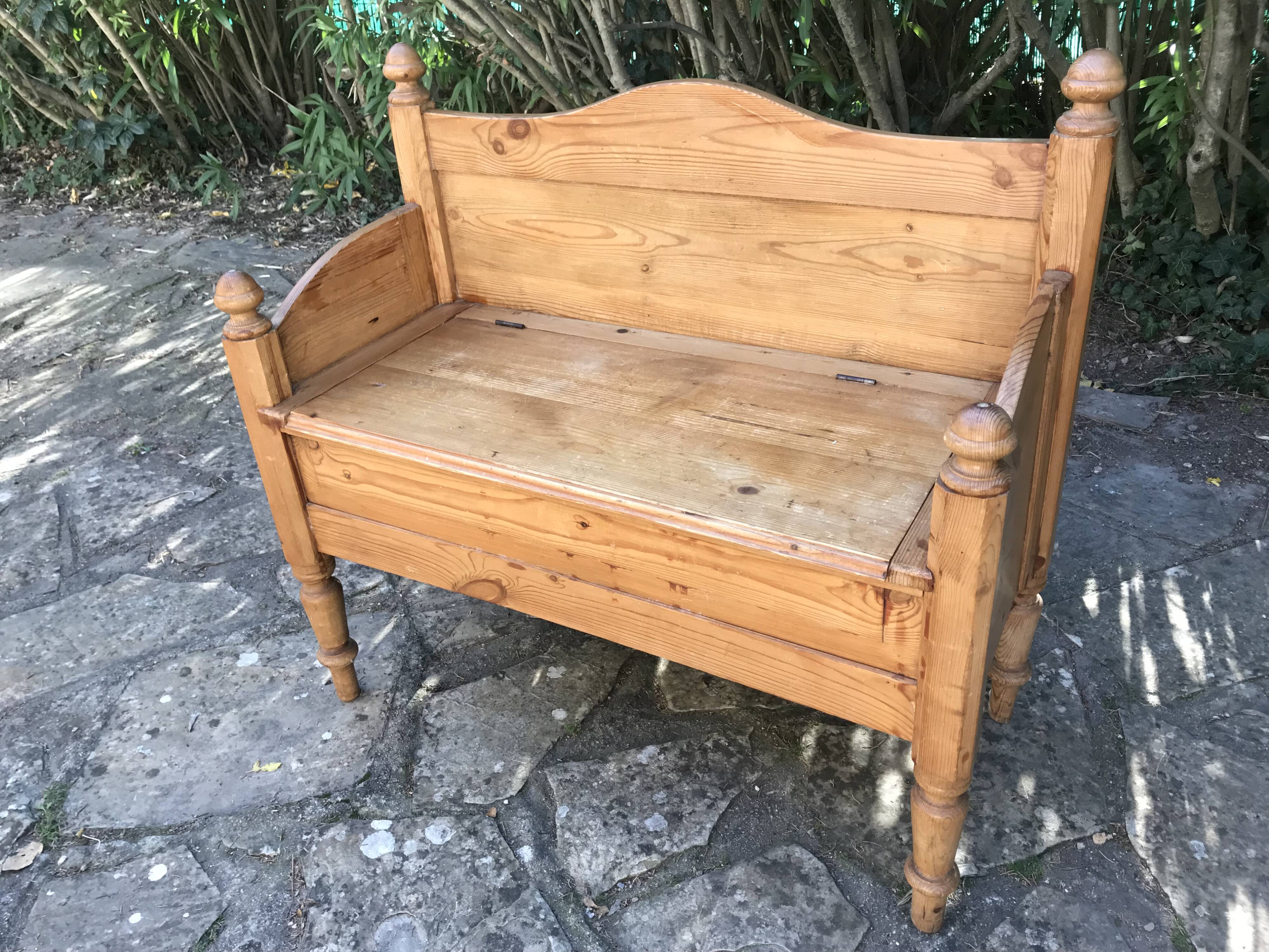 Vintage pine chest bench