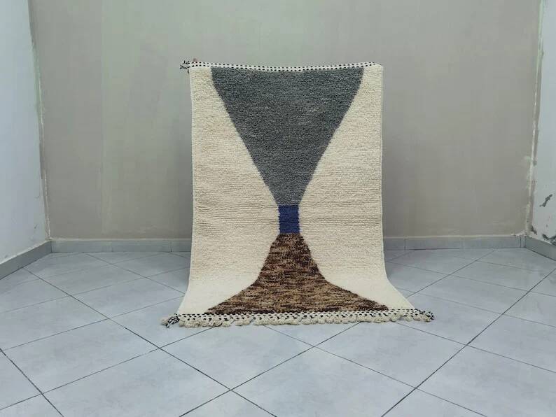 Authentic Moroccan wool rug handwoven, 250x150 cm