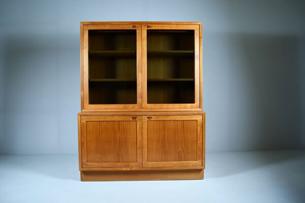 Cabinet en teck danois. H.W Klein. Années 1960.
