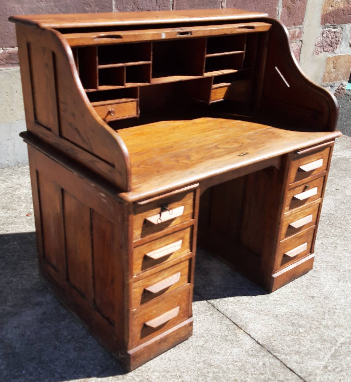 American "Roll Top" desk in oak.