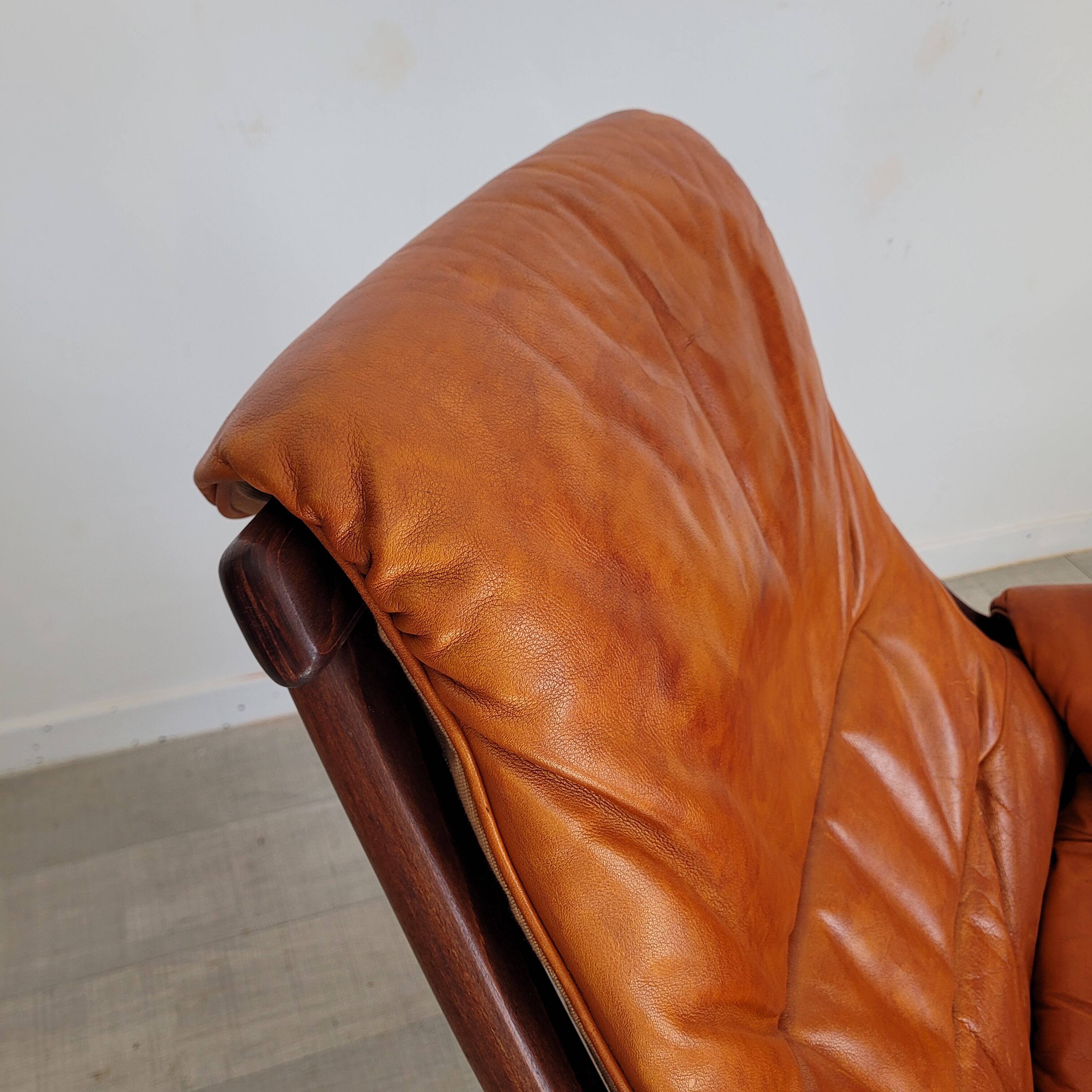 Fauteuil lounge vintage Göte Mobler 1960 pivotant et inclinable