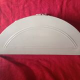 Metal hanging console