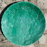 Plat en barbotine pv sarreguemines majiolica