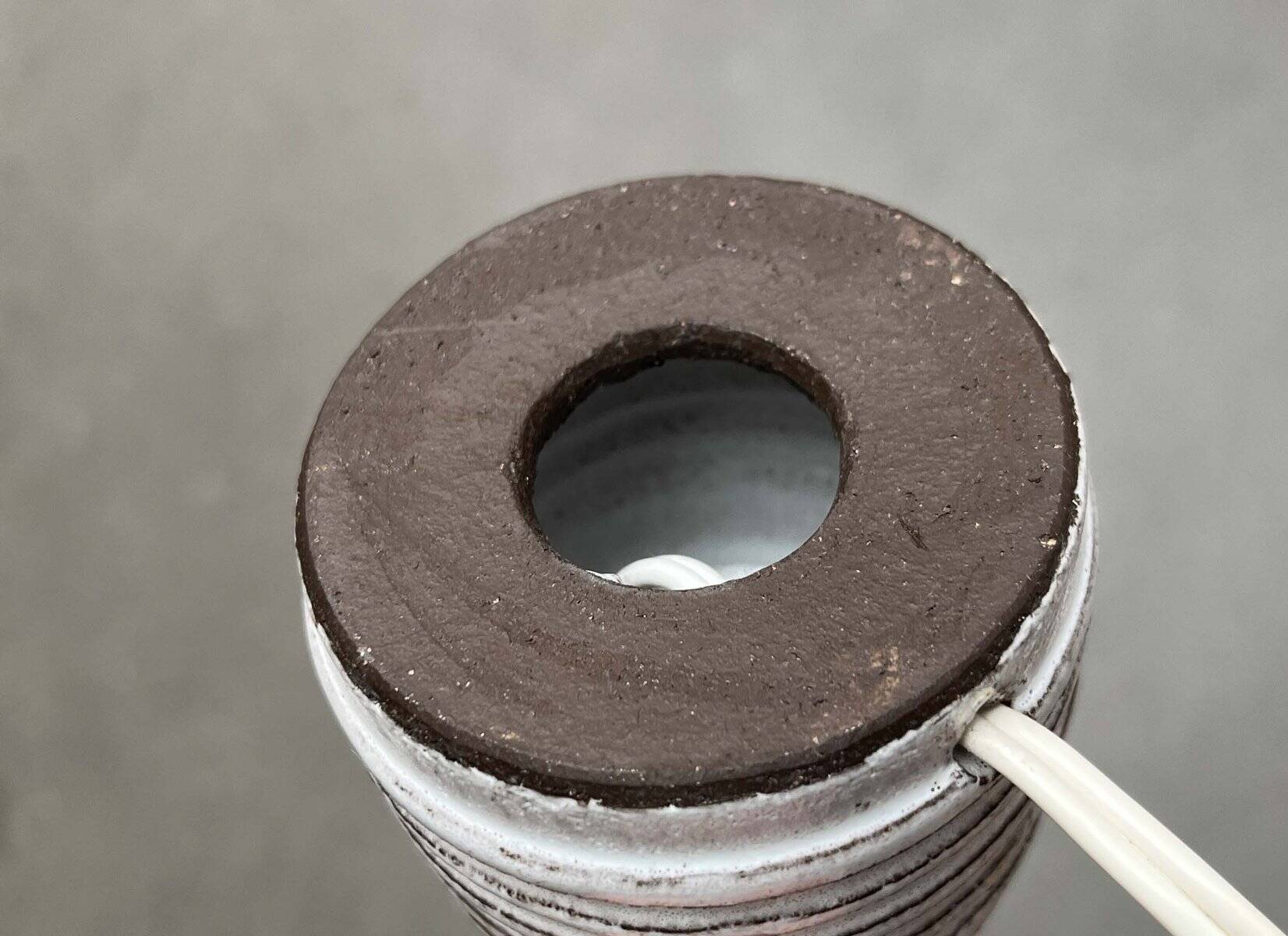 Mid-century modern studio pottery table lamp by Axella, 1960s.