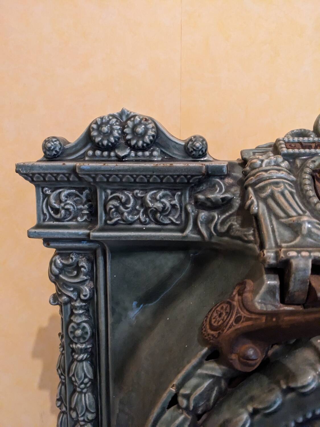 Mobile cast iron stove model "la chatte" designed by the French engineer Edmond Chaboche in 1883