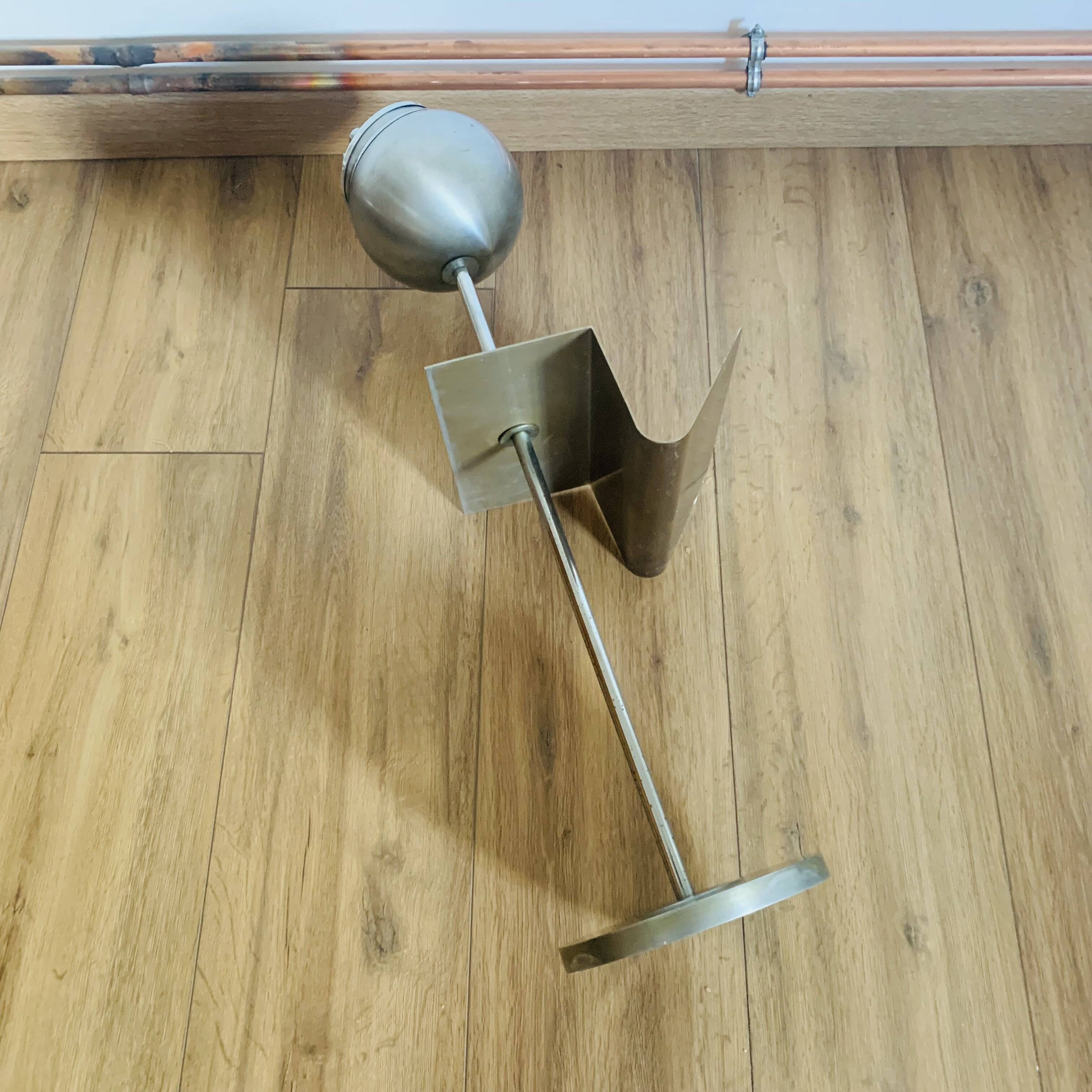 Space age soveno ashtray