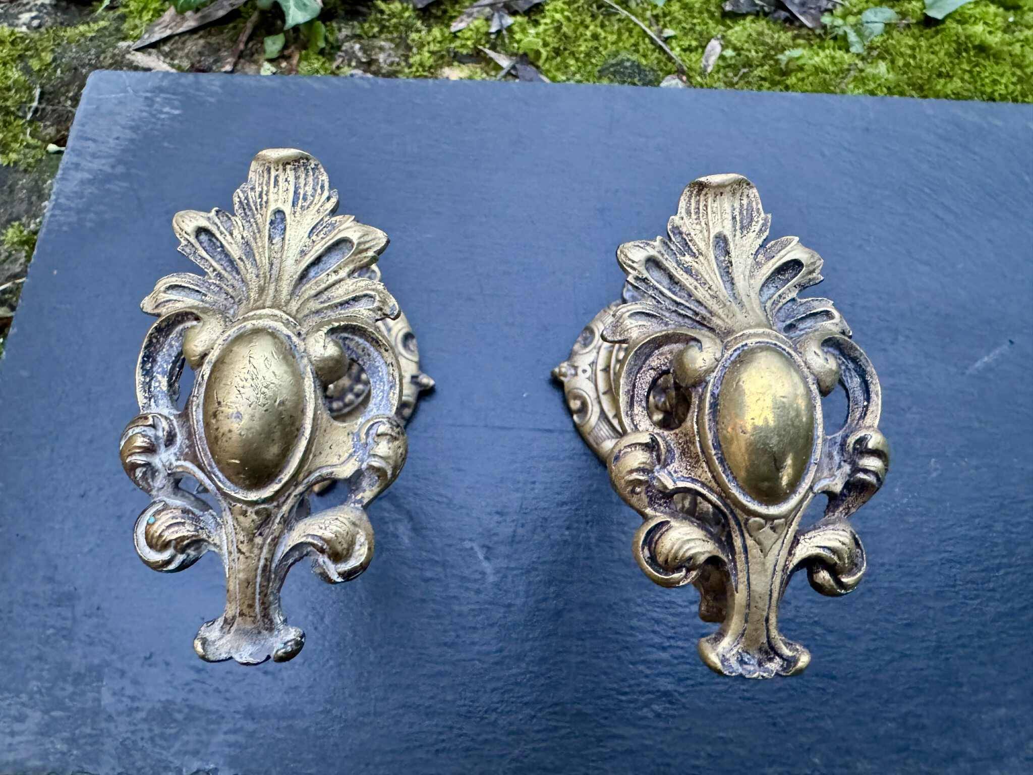 Paire de patères en laiton époque Napoléon III