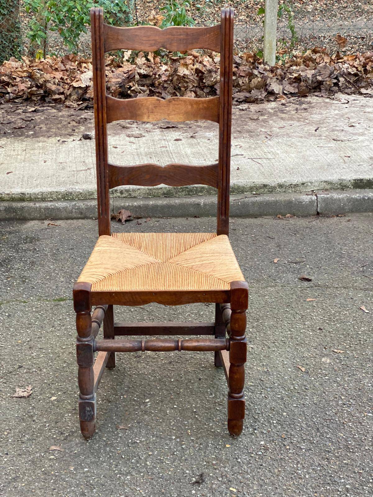 Solid wood dining chair with straw seat