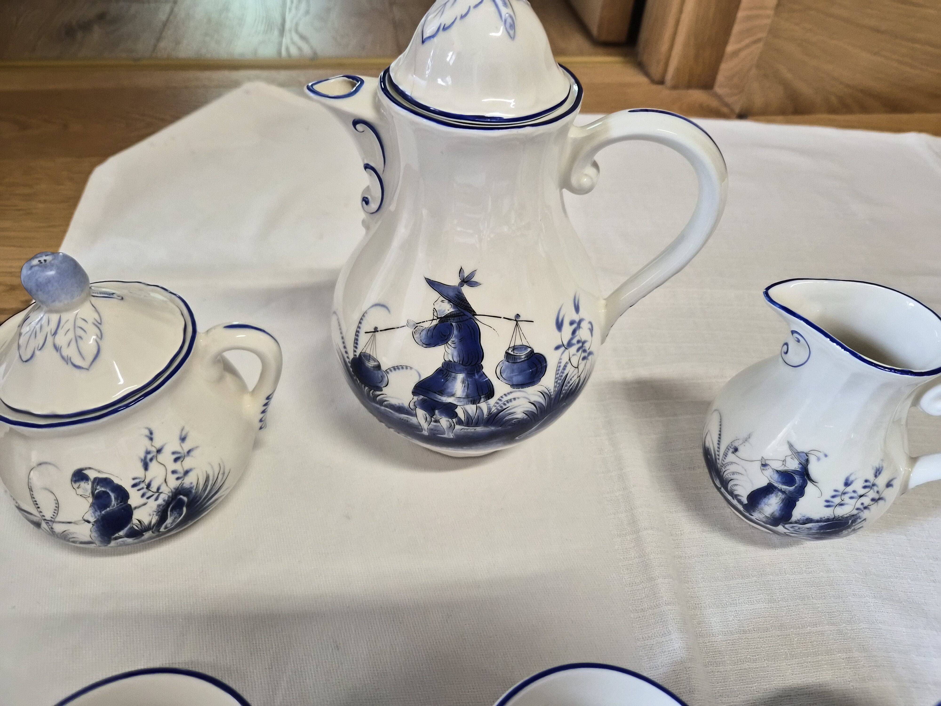 Rare Lunéville Art Deco tea set with Japonisme inspiration, 27 pieces.