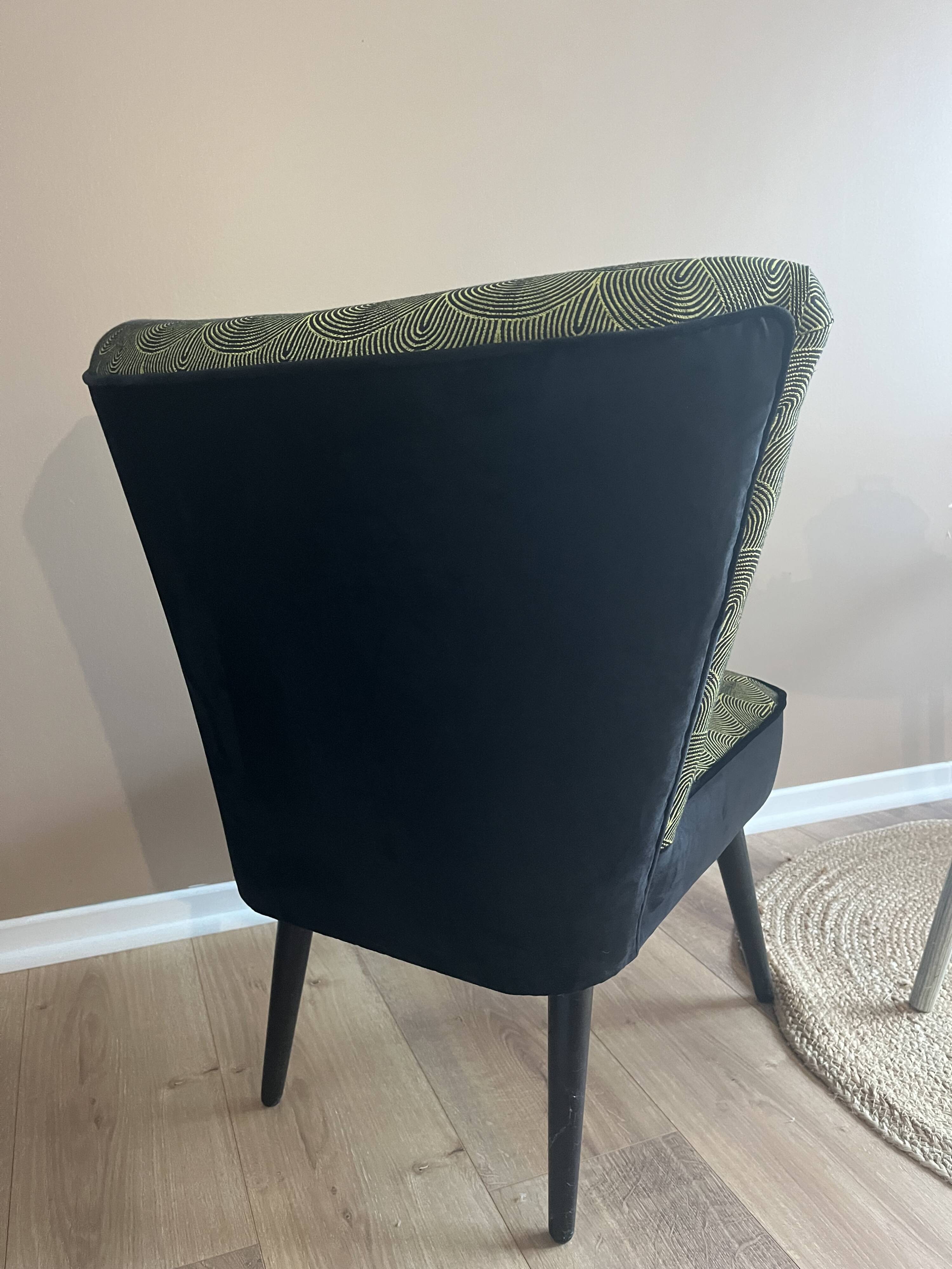 Cocktail armchair