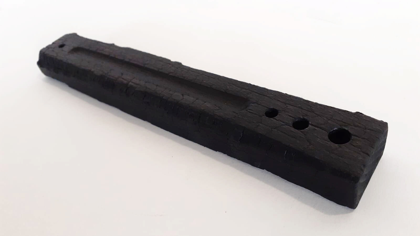 Maud Supplies feather carrier