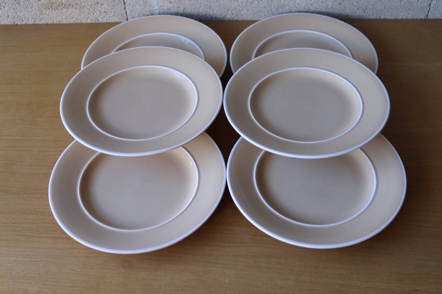 6 beige grosfillex dinner plates Salins France