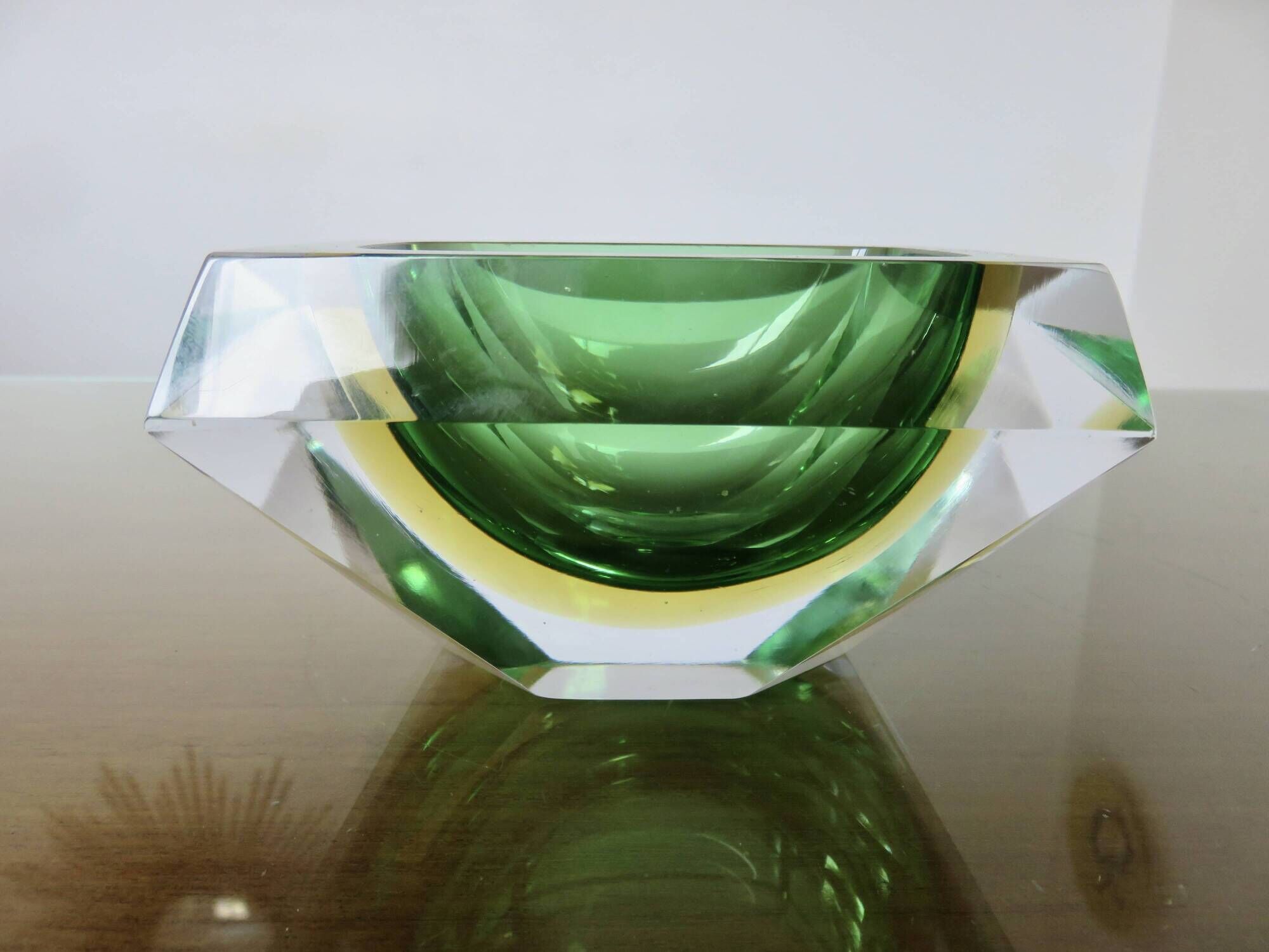 Murano Sommerso glass ashtray, by Flavio Poli for Seguso, 1960