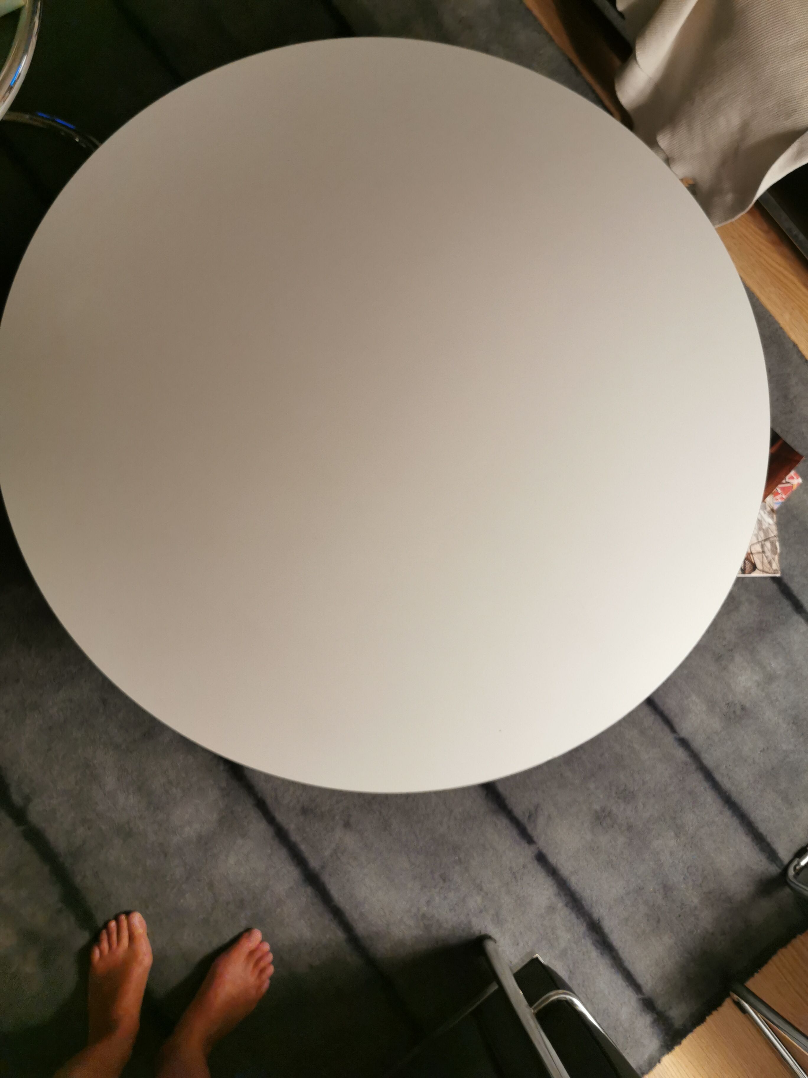 Tulip coffee table by Eero Saarinen for Knoll 1969