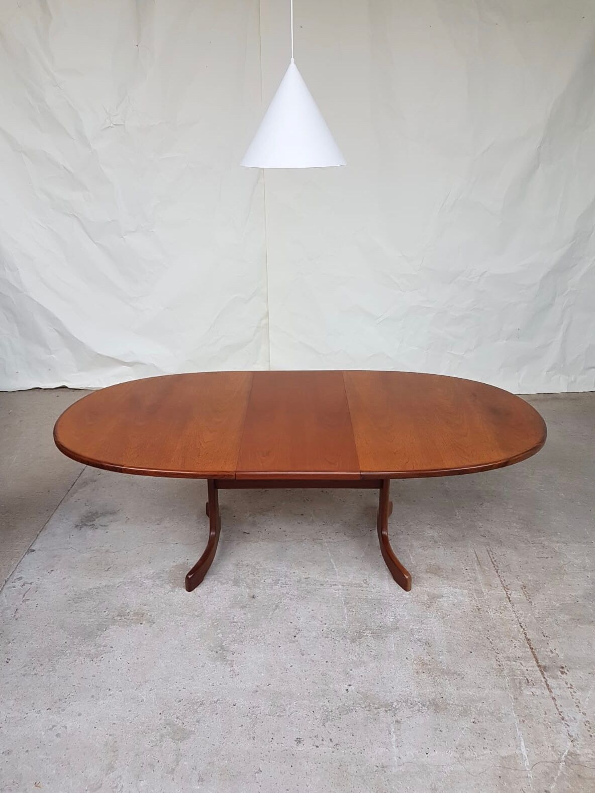 Vtg mid century g plan fresco teak extending 4 - 6 seat oval dining table retro