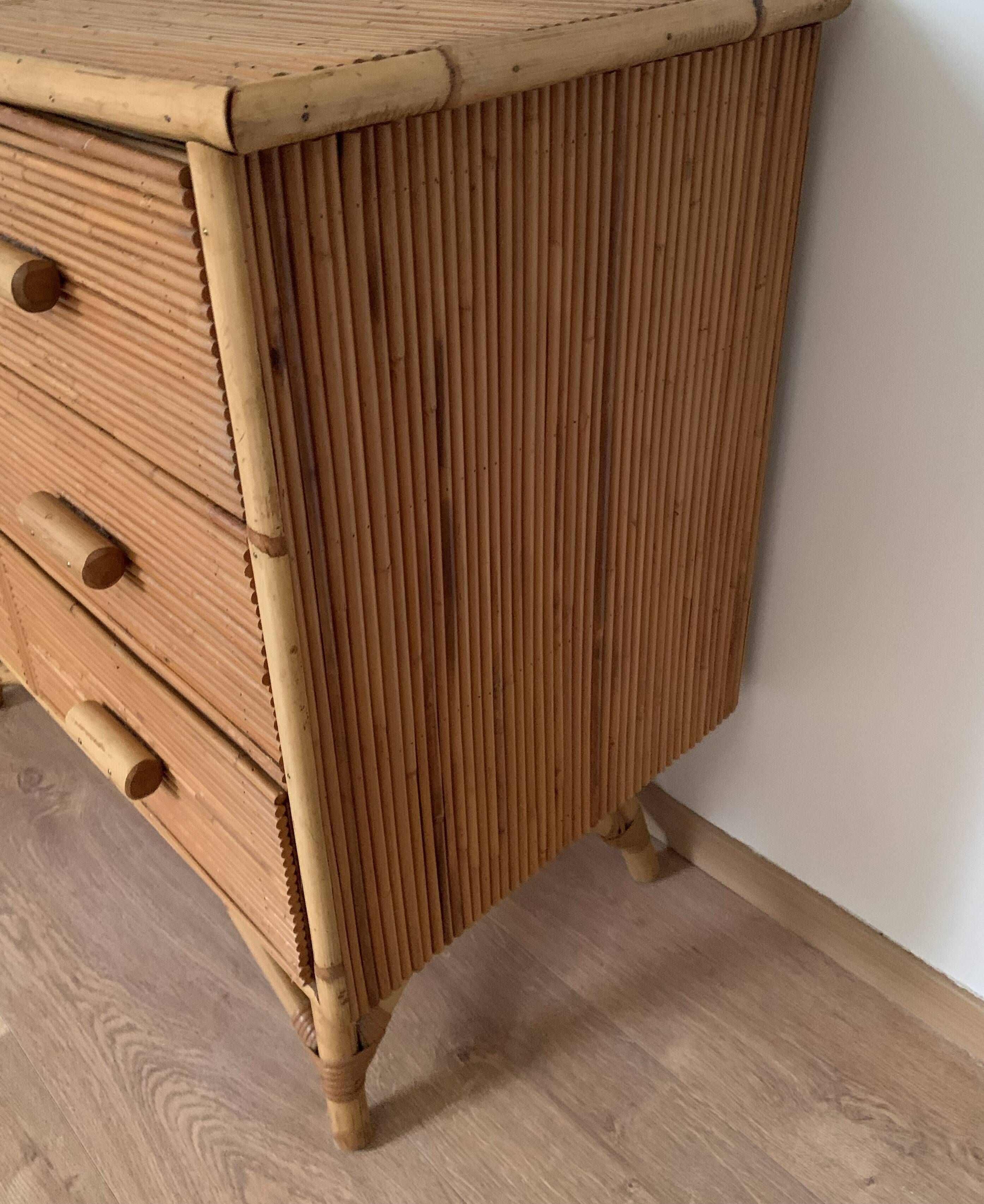 3-drawer rattan/bamboo chest of drawers attributed to Adrien Audoux and Frida Minnet. Circa 1950