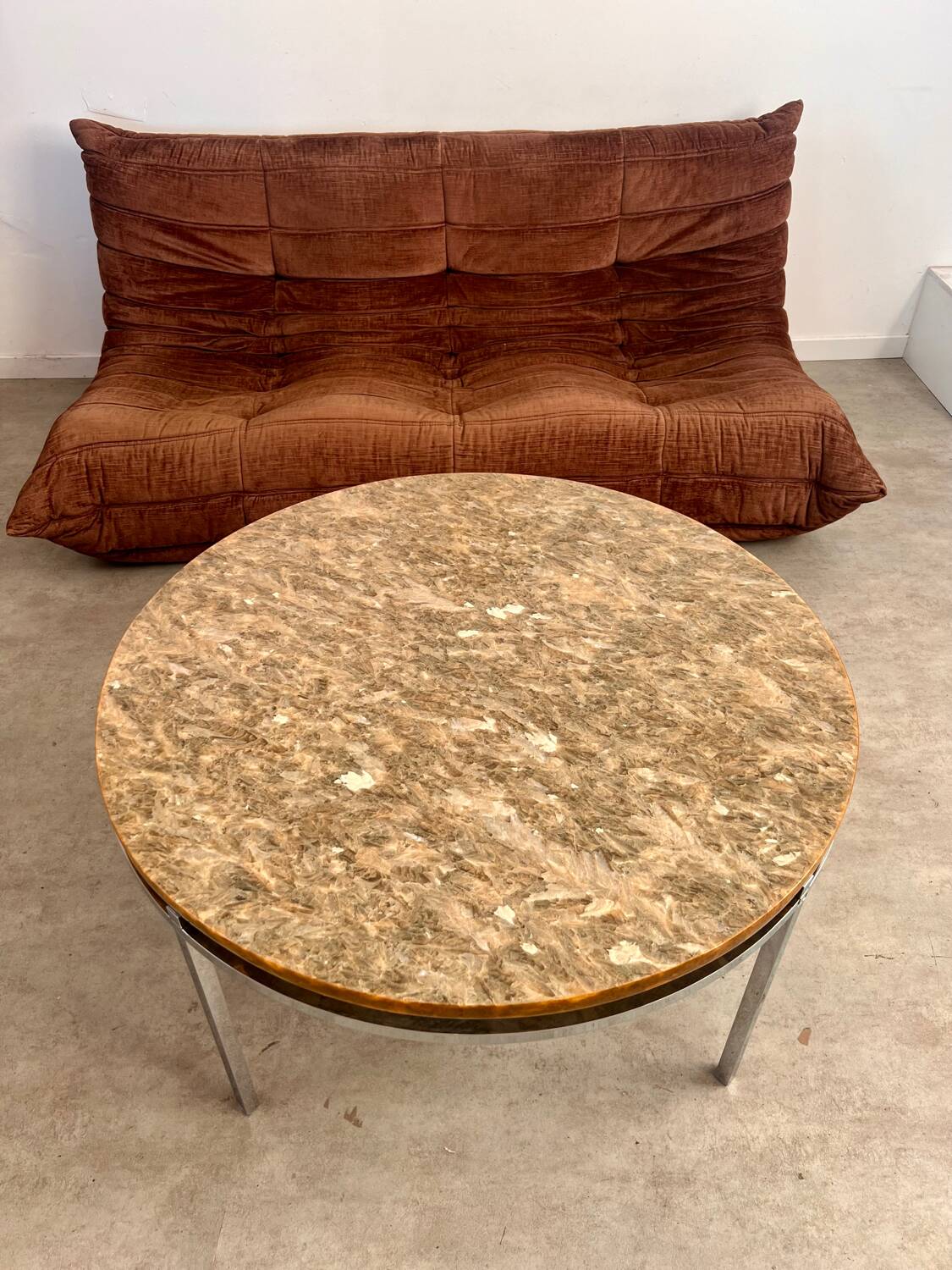 Old Italian design marble effect resin coffee table from the 70s