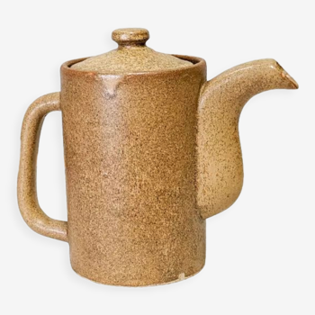 Sandstone pitcher