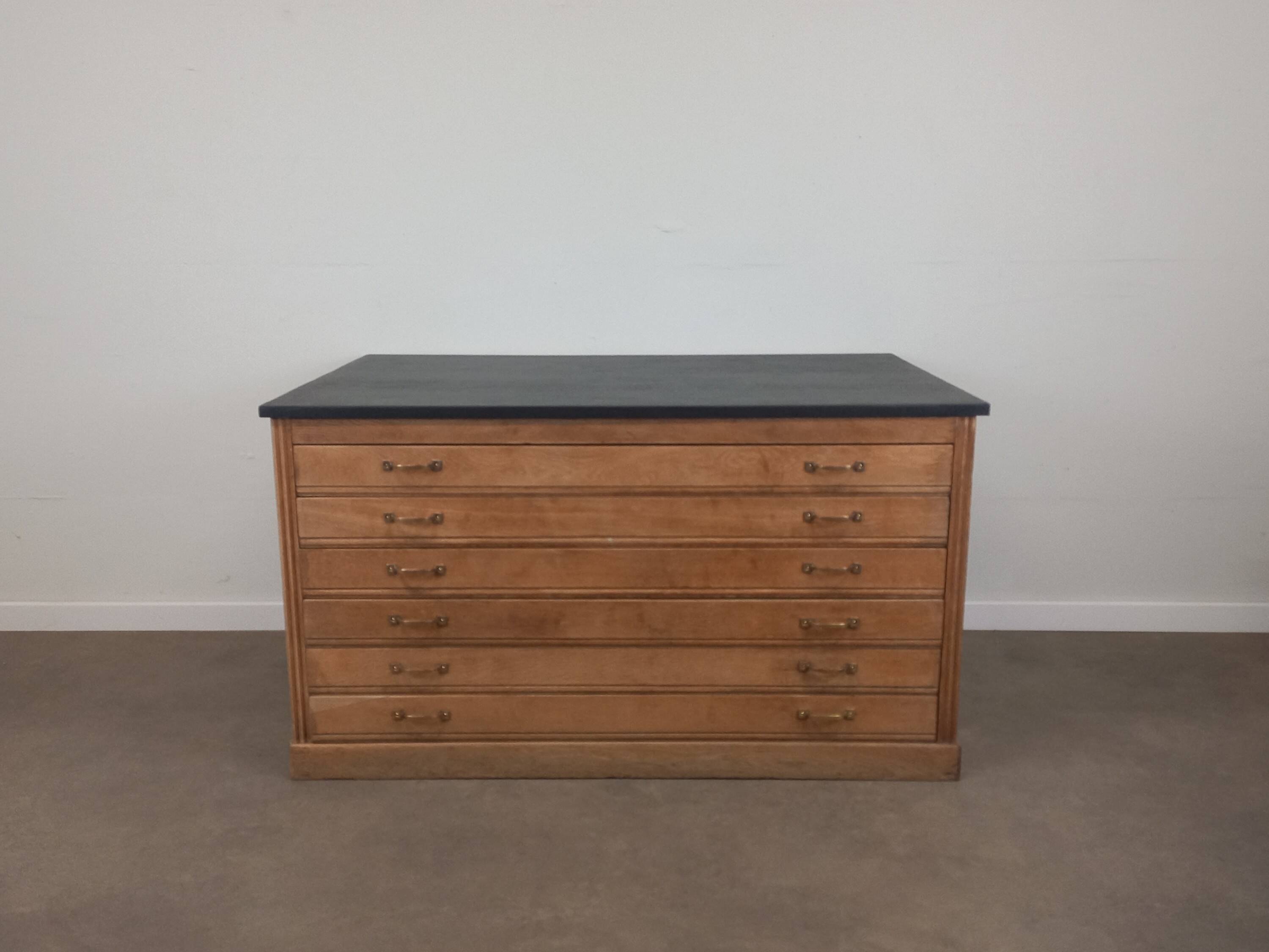 Craft cabinet with drawers for maps or drawings