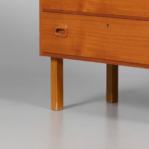Vintage Scandinavian teak chest of drawers with 4 drawers, Denmark 1970s.