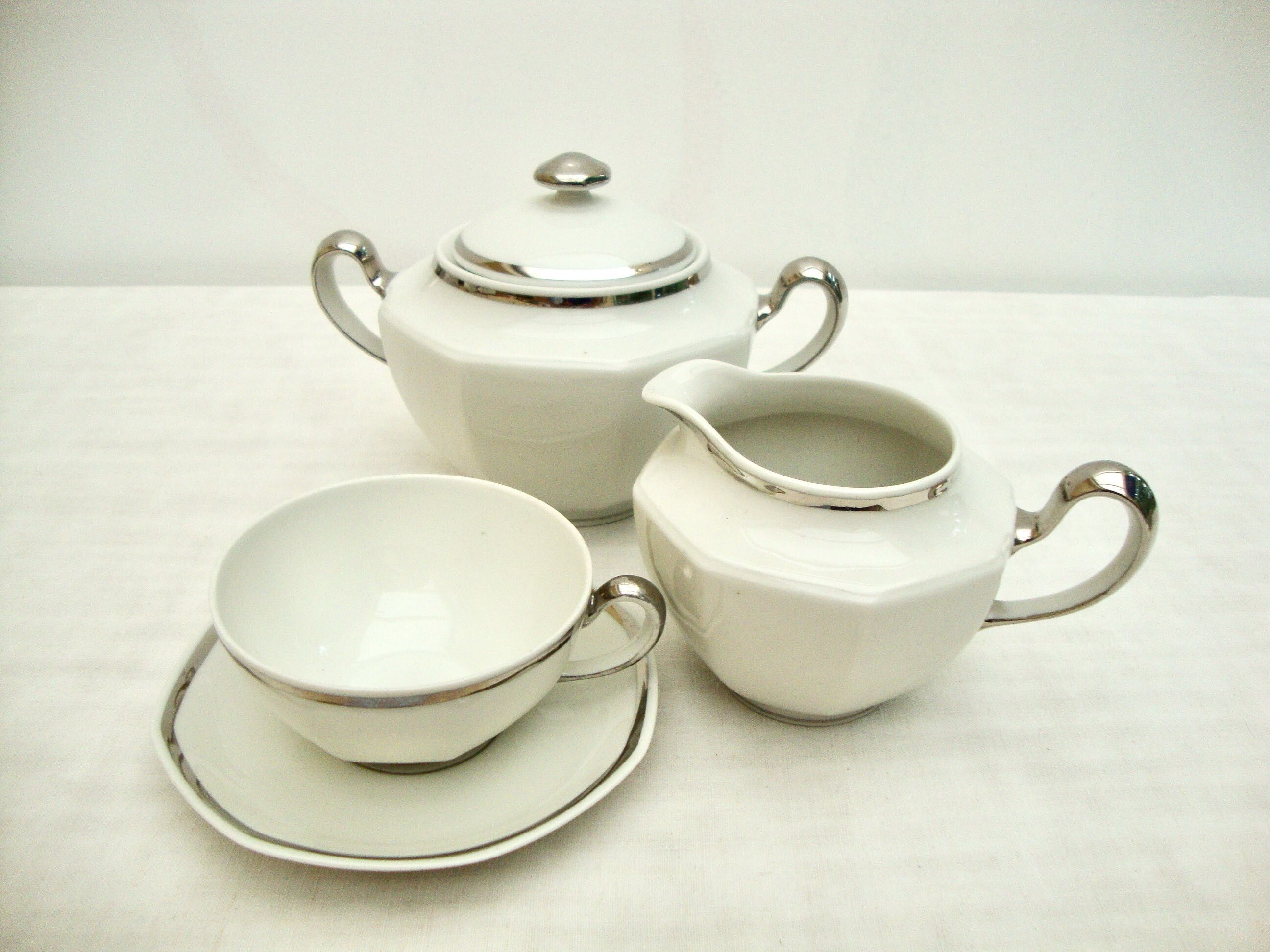 Coffee service for 10 people