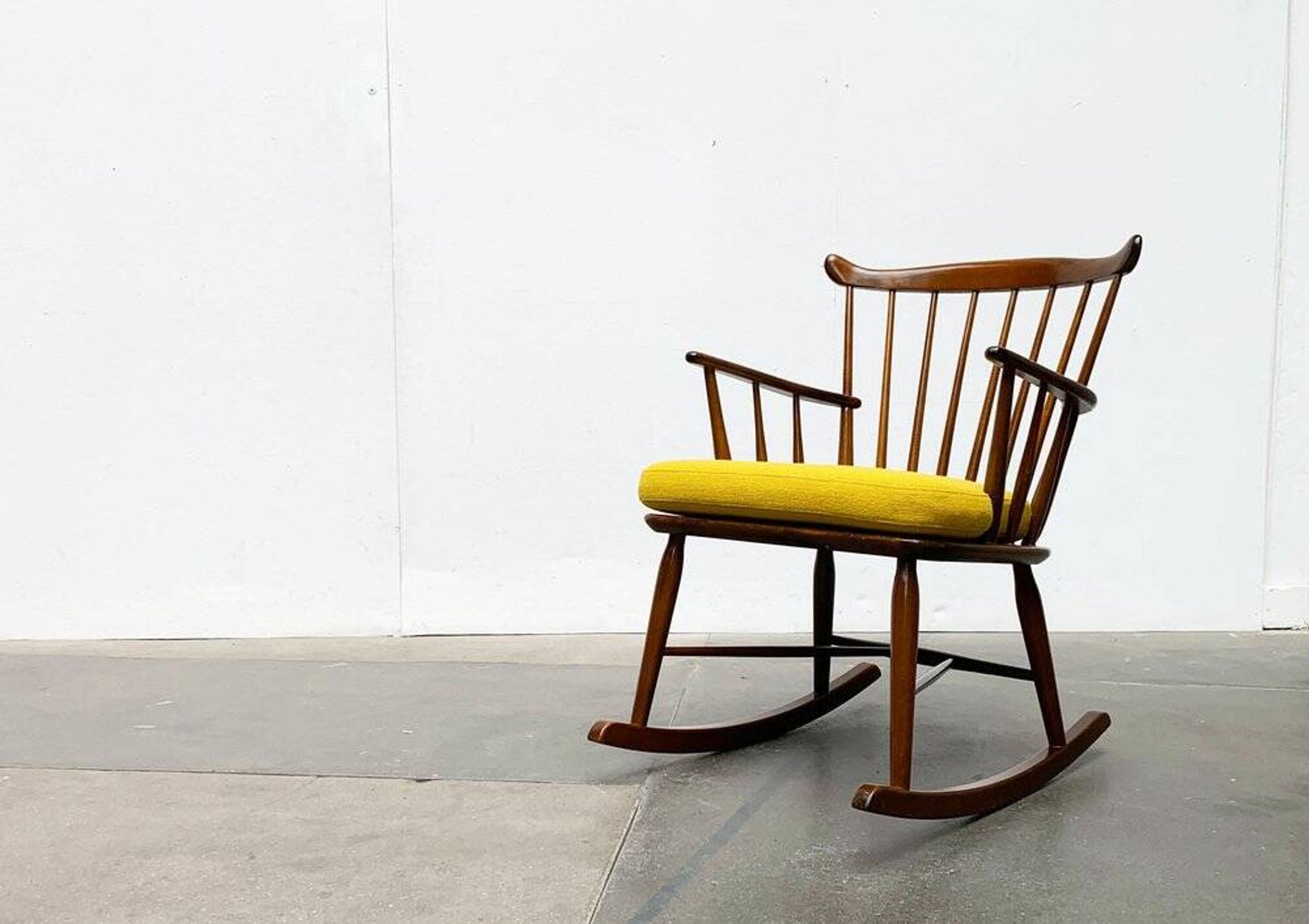 Mid-century rocking chair with new Kvadrat cushion by Børge Mogensen for FDB Møbler, 1960s.
