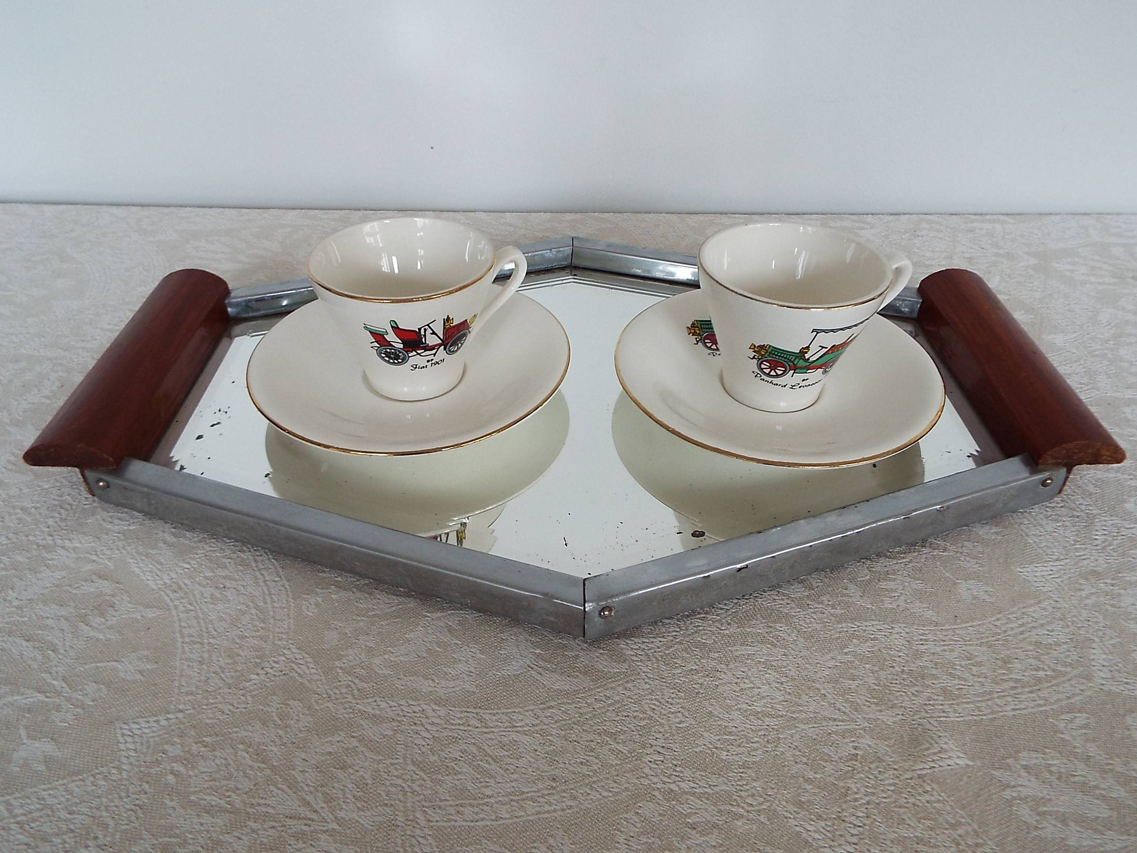 Hexagonal mirror tray