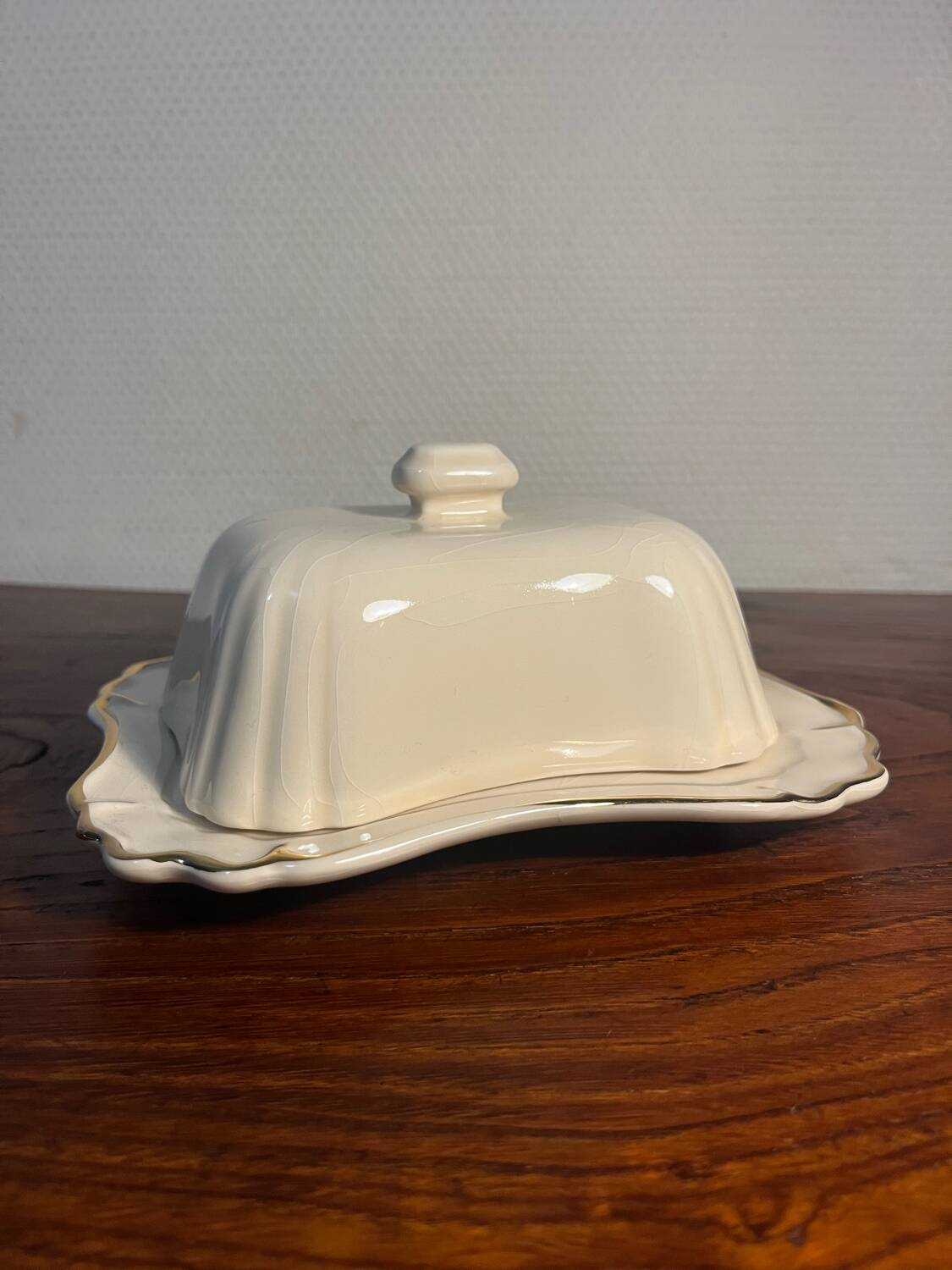 Bruno Evrard France crackle porcelain butter dish