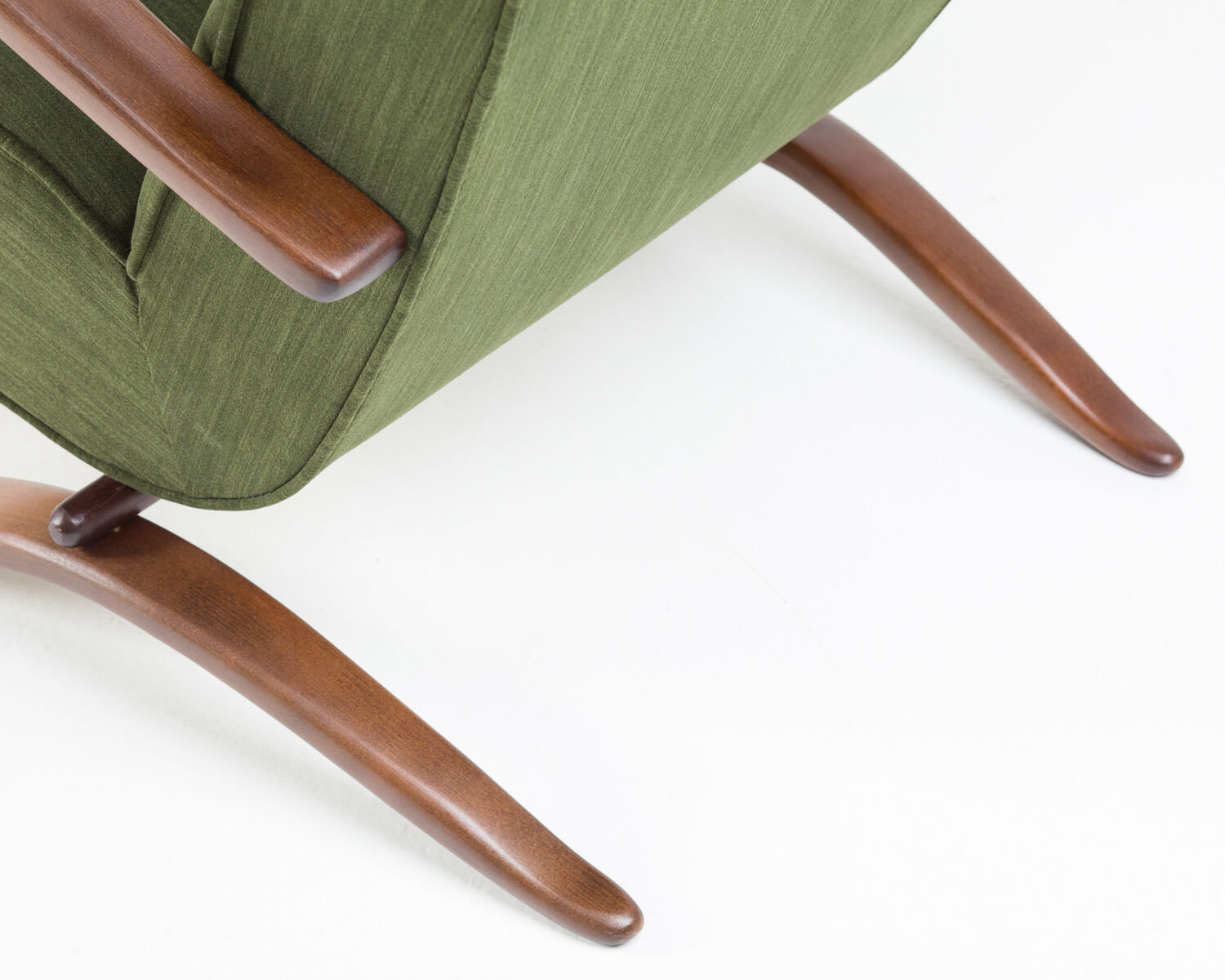 Set of 2 H-269 loungechairs by Jindrich Halabala, 40's