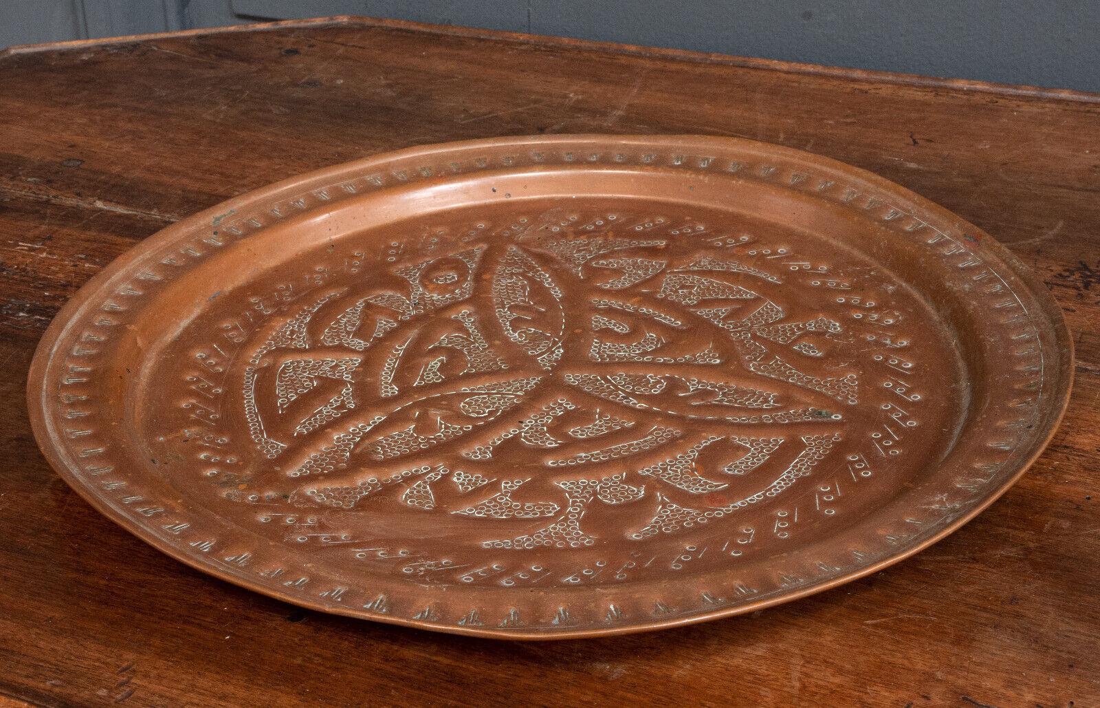 Oriental tray in copper or brass engraved XXth