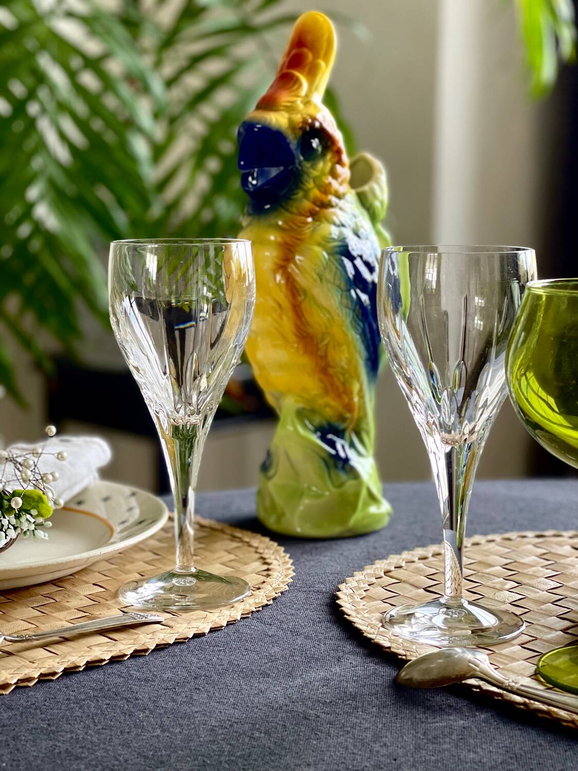 2 stemmed glasses from the Lorraine crystal factory