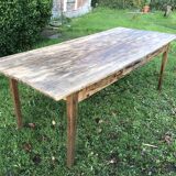 Farm table