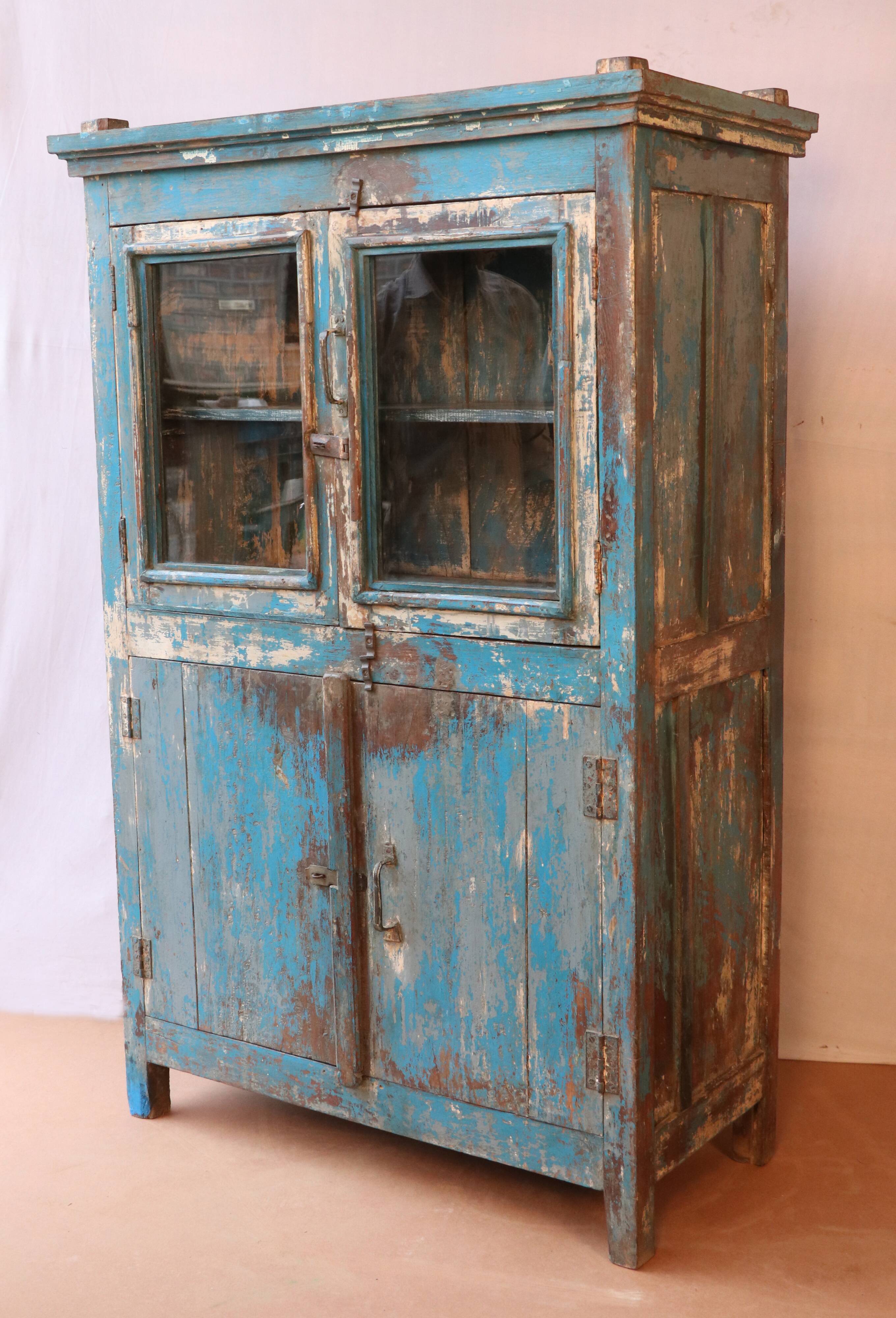 Old Burmese teak vessel Blue-ecru patina
