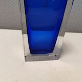 Small delicious glass vase in double layer glass (transparent and blue)