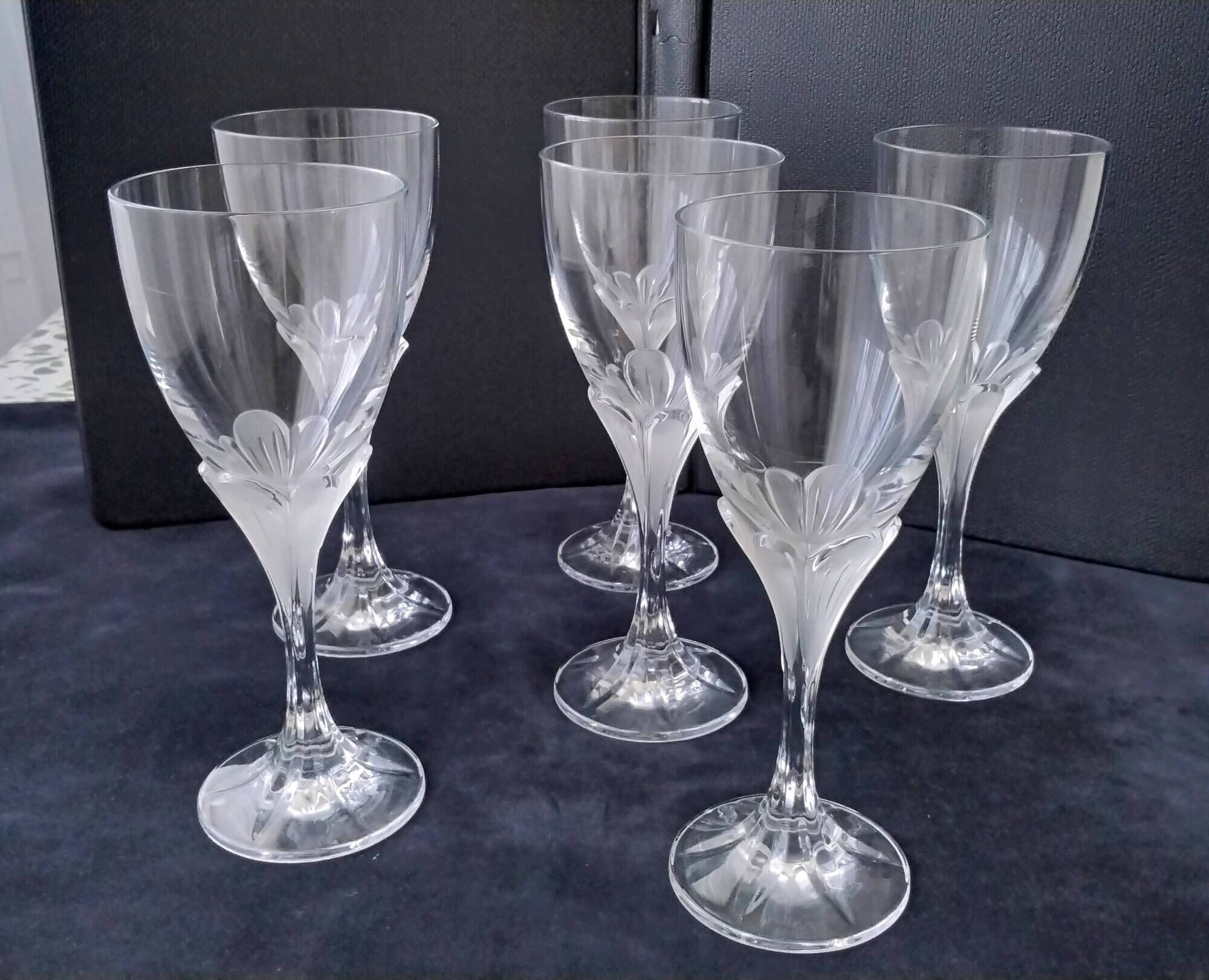 6 water glasses or large wine glasses in Cristal d'Arques Model Granville