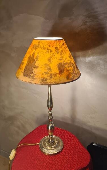 large solid brass lamp classic 1970 electric ok, 68x35 very elegant